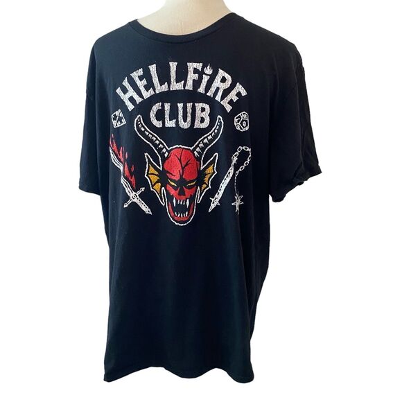 Netflix Stranger Things T-Shirt Men's Size XL Color Black Hellfire Club Graphic - Picture 6 of 12